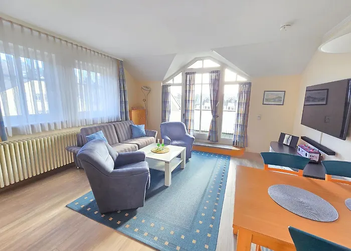 Komfort Appartement mit 1 Schlafzimmer und Balkon im Dachgeschoss 024